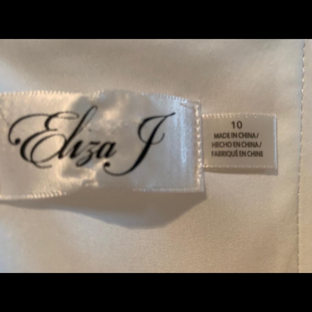 Eliza J top and skirt size 10 worn only once. Purchased in Nordstrom